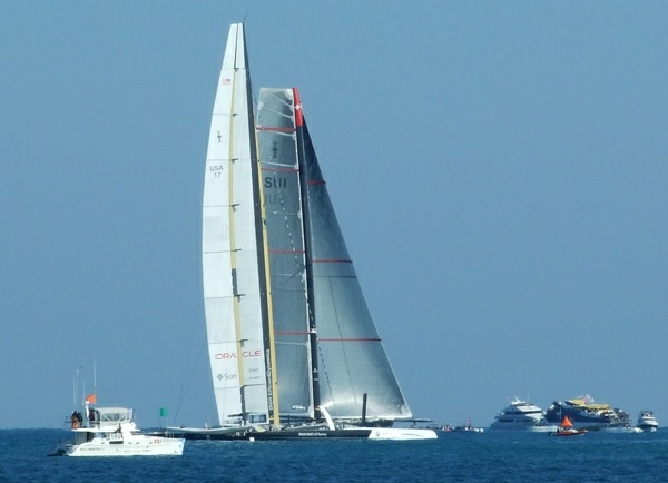 AC33 -Race 1 -Dial up - Photocopyright: SailingAnrchy.de