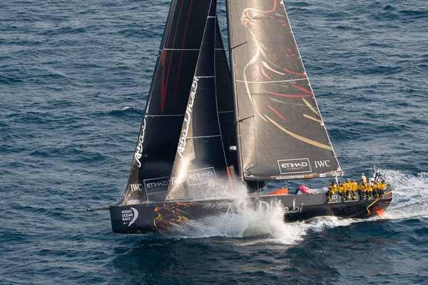Abu Dhabi Ocean Racing, skippered by Ian Walker -  Photocredit: PAUL TODD/Volvo Ocean Race