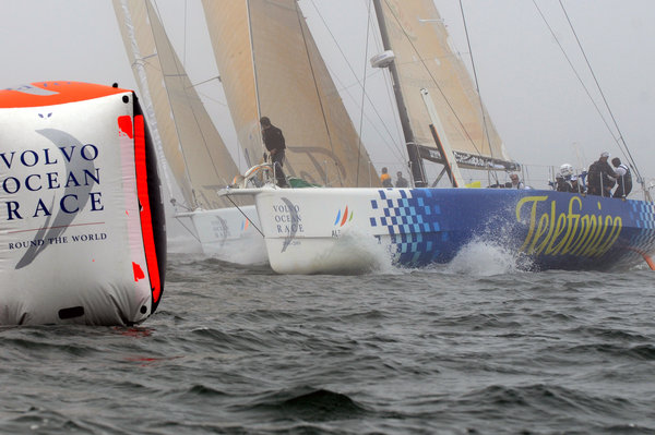 Telefonica Blue, skippered by Bouwe Bekking (NED) at the start of leg 7 from Boston to Galway - Photocredit: Dave Kneale/Volvo Ocean Race