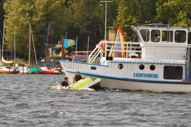 Kollision MS LICHTERFELDE ./. Tretboot - Berlin Wannsee, 23.08.2015 -Photo © SailingAnarchy.de 2015